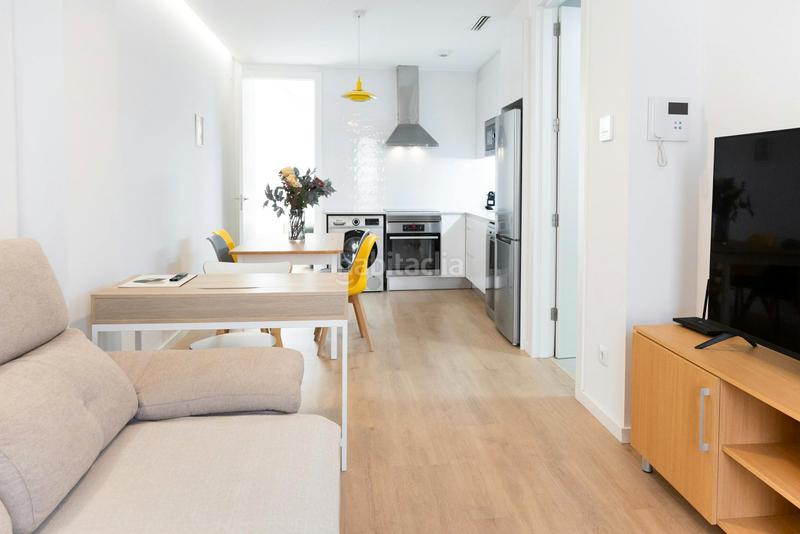 Foto 0fbf1dad-99bf-4e9e-a4a9-737799b16a79. Rent flat with heating in El Mercat Valencia