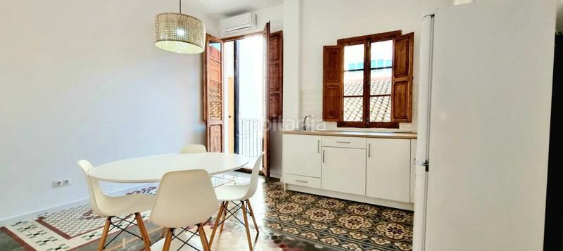 Foto 351845b1-7f5c-444a-bc45-b2cc67f7b0bf. Lloguer pis a Natzaret Valencia