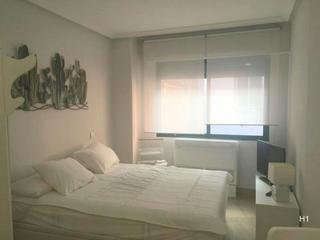 Location Appartement  N/a. Calle de leganitos, madrid
