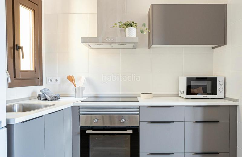 Foto c08cb8b8-2711-45f1-9657-463f52d49ae8. Alquiler piso carrer de la ciutat, en Gòtic Barcelona