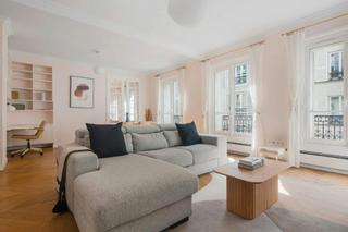 Location Appartement  N/a. Carrer de valència, barcelona