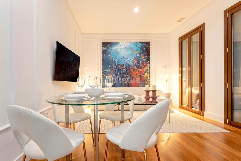 Foto 414f109f-0246-4cbb-8bac-1fedc2a018d5. Rent flat with heating in Alfalfa - Santa Cruz Sevilla