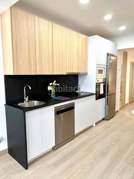 Foto 1b5c540c-5b47-4e58-8e12-007b119cf915. Rent flat with heating in Valdeacederas Madrid