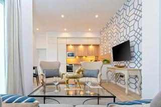 Rent Flat  N/a. Calle teodosio, sevilla