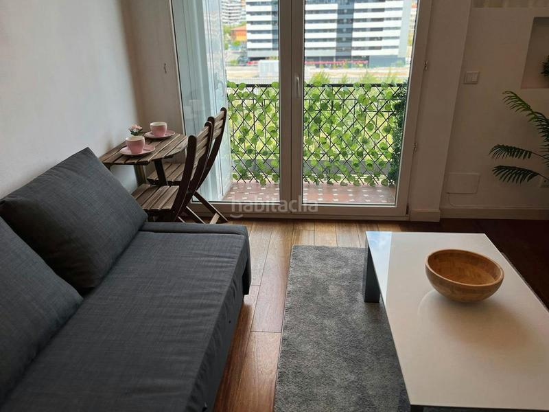 Foto 50b27f61-46d6-40b3-ba07-21878e9ec665. Location appartement avec chauffage dans San Isidro Madrid