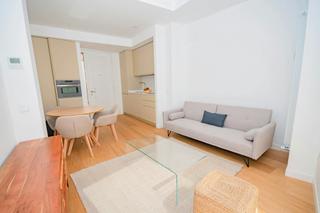 Location Appartement  N/a. Calle de víctor de la serna, madrid