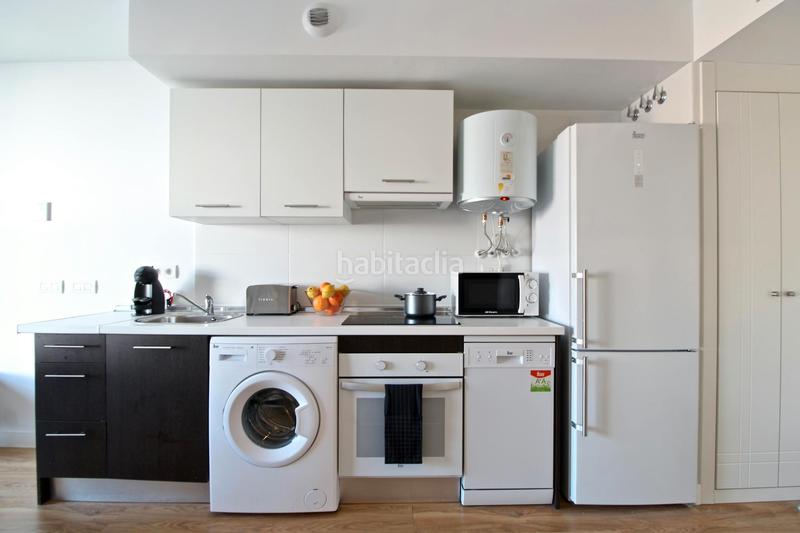 Foto 9debe14d-7789-4c45-908b-38ae5cf3cd0f. Rent flat with heating in Adelfas Madrid