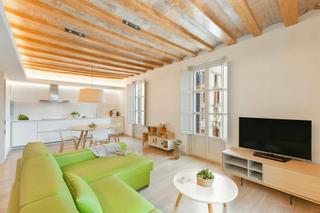 Rent Flat  N/a. Carrer del bisbe, barcelona