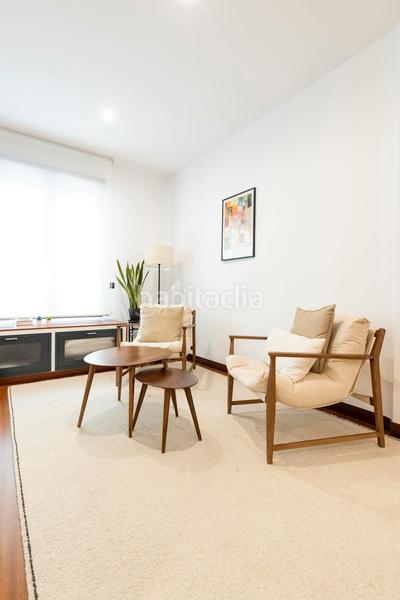 Foto f7dbd4a2-3d4f-4202-a371-9f29c5149918. Rent flat with heating in Ríos Rosas-Nuevos Ministerios Madrid