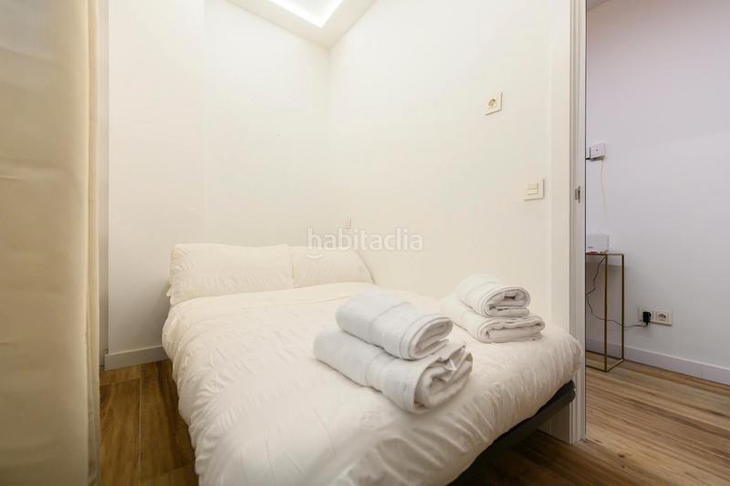 Foto 9197ea10-4159-4d36-a578-78794e320098. Alquiler piso calle san cosme y san damián, en Embajadores-Lavapiés Madrid