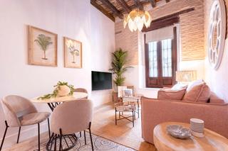 Lloguer Pis  N/a. Calle santas patronas, sevilla