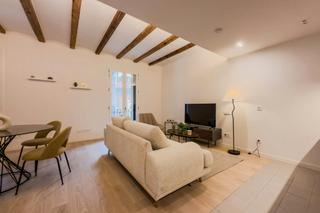 Lloguer Pis  N/a. Carrer de tapioles, barcelona