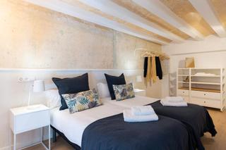 Location Appartement  N/a. Carrer de valència, barcelona