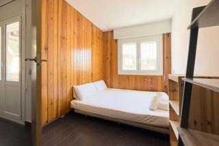 Rent Flat  N/a. Passeig de la mare de déu del coll, barcelona