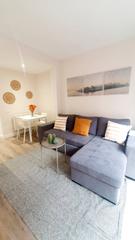 Rent Flat  N/a. Calle de ruiz palacios, madrid