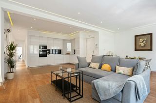 Miete Etagenwohnung  N/a. Calle donoso cortés, madrid