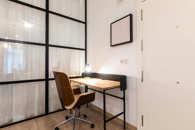 Foto c111fd95-468b-427b-a4a6-564abeee900f. Rent flat with heating in El Mercat Valencia