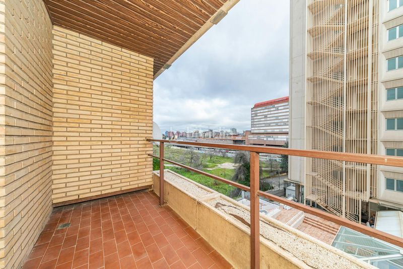 Foto def148db-4183-4a3d-b317-49d2d687ce46. Lloguer edifici a Castilla Madrid