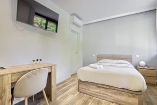 Location Appartement  N/a. Avenida de la reina victoria, madrid