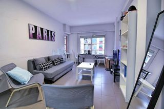 Miete Etagenwohnung  N/a. Carrer dels sants just i pastor, valencia
