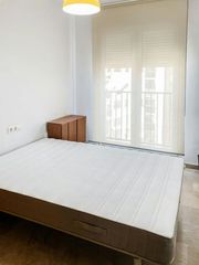 Miete Etagenwohnung  N/a. Carrer de les illes canàries, valencia