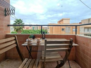 Miete Etagenwohnung  N/a. Carrer del poeta más i ros, valencia