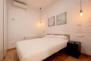 Location Appartement  N/a. Carrer del montseny, lhospitalet de llobregat