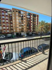 Rent Flat  N/a. Carrer dels sants just i pastor, valencia