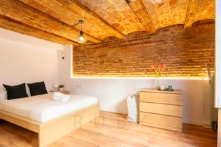 Alquiler Piso  N/a. Carrer de ferlandina, barcelona