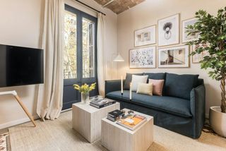 Miete Etagenwohnung  N/a. Avinguda de gaudí, barcelona