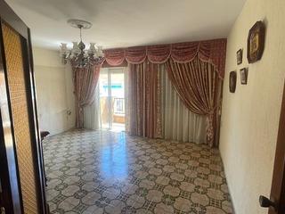 Appartement à Centro. Centro de huelva, fantástico piso exterior y soleado