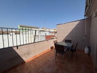 Attique à Isla Chica. Oportunidad única en isla chica amplia vivienda con terraza exte