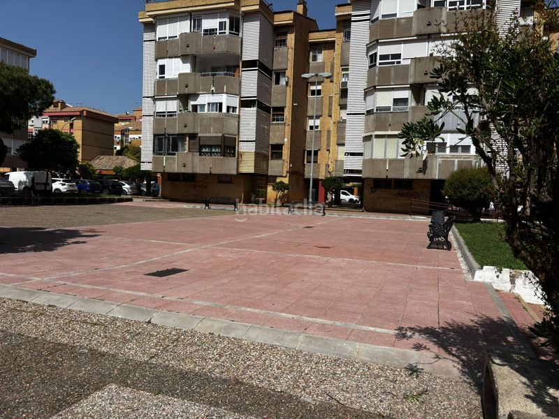 Foto e9838311-bb4f-4152-84d3-e34dda730917. Piso  en polígono san sebastián en Isla Chica Huelva