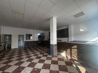 Lloguer Local Comercial a El Portil. Local en el portil