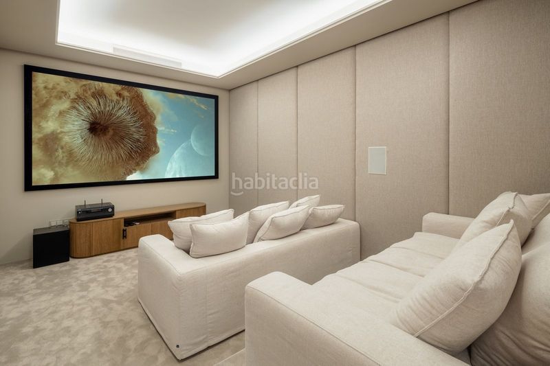 Foto 1a678e63-2691-40ee-8ccd-0e755f580a2c. Xalet amb aparcament piscina a Las Brisas Marbella