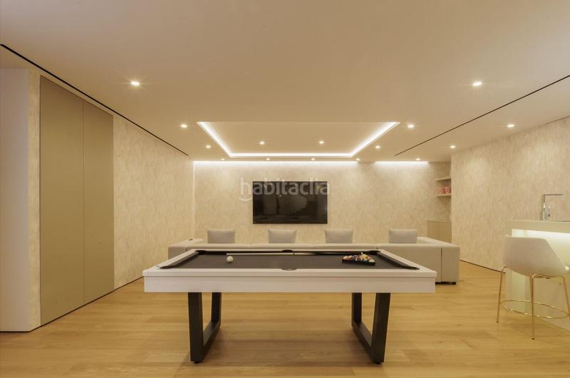 Foto 503e6a9a-3935-4a68-9b72-7a374113aef6. Ground floor with parking pool in Las Lomas de Río Verde Marbella