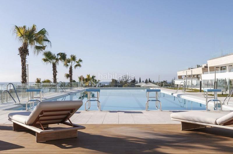 Foto 14dc7200-0f65-4399-aecb-c47795ffbf0b. Rez-de-chaussée avec parking piscine dans Las Lomas de Río Verde Marbella