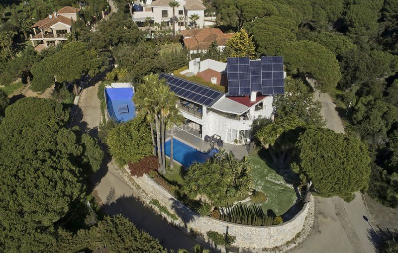 Foto 0e063f57-4fa8-4c05-bdd2-e7d2bca763a0. Chalet en Santa María Marbella