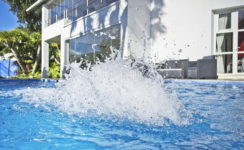 Foto 70a2d685-e464-45dd-8862-57c87bf3aecc. Xalet amb aparcament piscina a Santa María Marbella