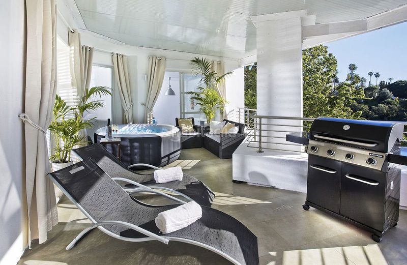 Foto 7ec7a628-97c9-4689-973d-fdc275210e41. Xalet amb aparcament piscina a Santa María Marbella