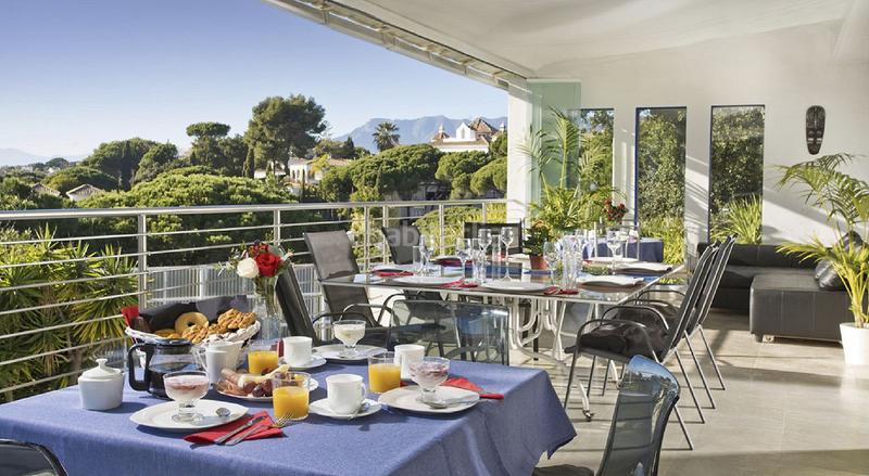 Foto ee6af31a-686f-4458-b619-f7060a6a613b. Xalet amb aparcament piscina a Santa María Marbella