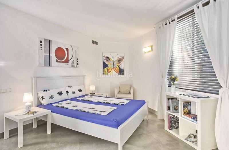 Foto fef6d082-6a51-417a-87fb-fea6a44145eb. Xalet amb aparcament piscina a Santa María Marbella