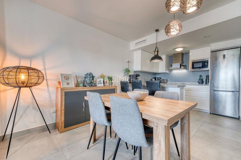Foto fb886e4e-4dd8-4d49-a377-b2de61a8d24b. Apartament amb aparcament piscina a La Duquesa Manilva