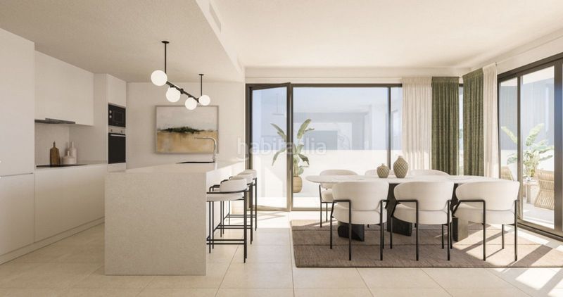 Foto 0f61dae5-f0de-4a5b-ad31-9b5b23dd5692. Apartament amb aparcament piscina a San Luis de Sabinillas Manilva