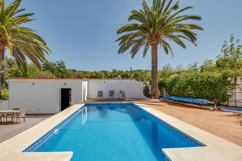 Foto 047e606c-07a4-49f0-bf8d-81dcab8958b7. Chalet con parcheggio piscina in Coín