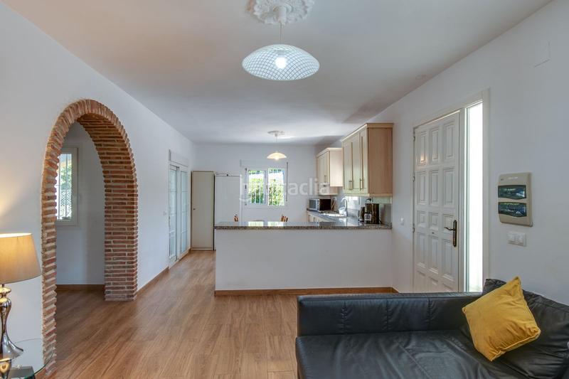 Foto 0c2c4396-9c6b-476b-934a-68f3c3a37a09. Chalet con parcheggio piscina in Coín