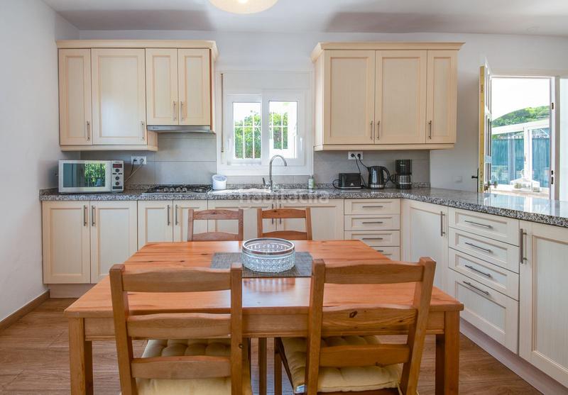 Foto 0eb8a96e-3e82-4181-acfc-6de6e5413f56. Chalet con parcheggio piscina in Coín