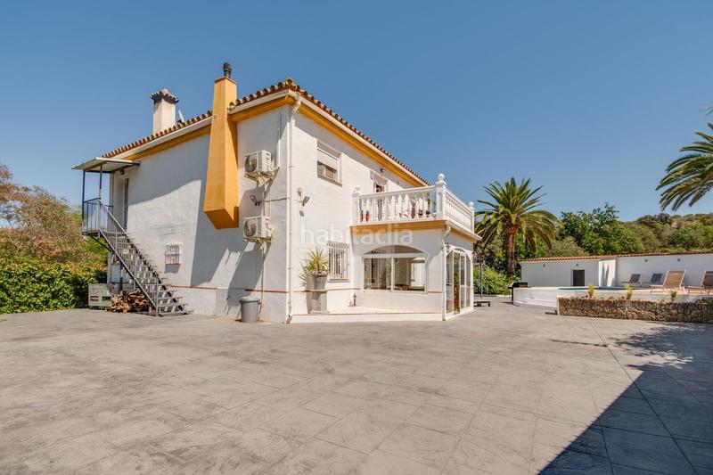 Foto 284c1b7c-a879-42f4-a39b-ac604dc61f2b. Chalet con parcheggio piscina in Coín