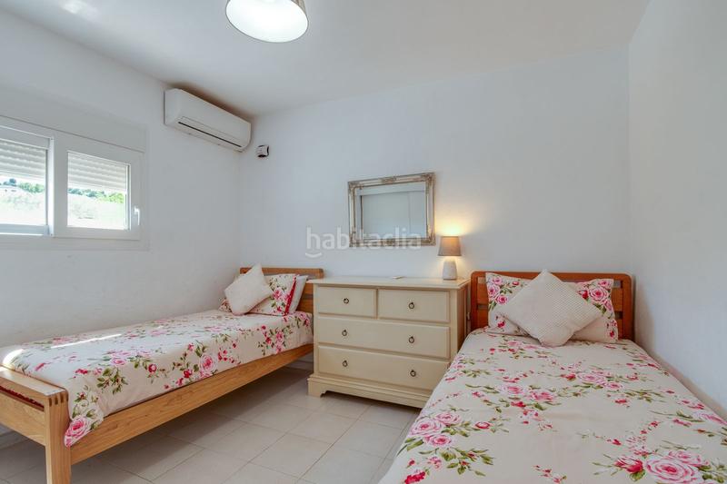 Foto 2d36ef0e-8281-4e4b-a0af-a89cd136e7d7. Chalet con parcheggio piscina in Coín