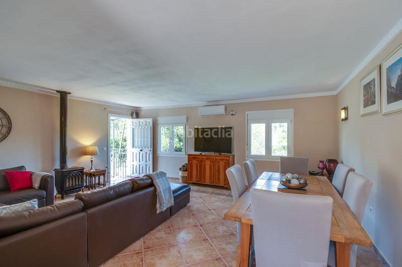 Foto 6702afc2-7a5f-4910-8277-d51a9007f329. Chalet con parcheggio piscina in Coín